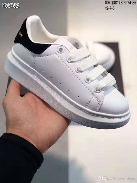 kids velvet black platform sneakers luxury designer white genuine leather party shoes child gift, Black;red
kids velvet black platform sneakers luxury designer white genuine leather party shoes child gift, Black;red
