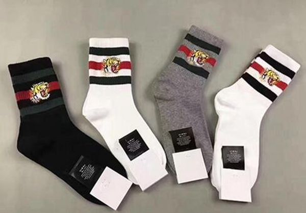 men's and women's name socks 2 white + 1 black + 1 gray with x0 gucci striped jacquard neutral cotton sports socks
men's and women's name socks 2 white + 1 black + 1 gray with x0 gucci striped jacquard neutral cotton sports socks