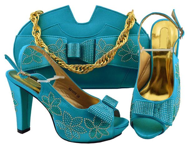 High grade sky blue women pumps match handbag set with rhinestone and bowtie style african shoes and bag for party dress MM1078,heel 11.5CM
High grade sky blue women pumps match handbag set with rhinestone and bowtie style african shoes and bag for party dress MM1078,heel 11.5CM