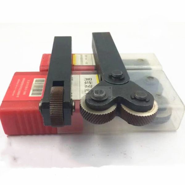 single and double wheel knurling tool 0.4mm-2mm wheel linear pitch knurling set steel lathe cutter head tool hss
single and double wheel knurling tool 0.4mm-2mm wheel linear pitch knurling set steel lathe cutter head tool hss