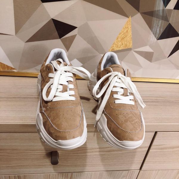 2019g spring limited edition men's shoes, fashion wild white shoes, leather lace-up sneakers original box packaging 38-44, Black
2019g spring limited edition men's shoes, fashion wild white shoes, leather lace-up sneakers original box packaging 38-44, Black