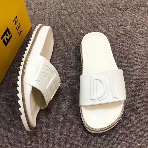 new luxury mens flip flop designer sandals summer beach non-slip flip flops letter leather flat slippers black white of high quality
new luxury mens flip flop designer sandals summer beach non-slip flip flops letter leather flat slippers black white of high quality