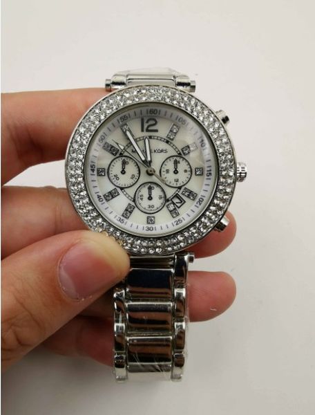 New Fashion Diamond daydate designers are among men and women watch luxury fashion brands with high-quality quartz watches relogies mk LOGO
New Fashion Diamond daydate designers are among men and women watch luxury fashion brands with high-quality quartz watches relogies mk LOGO