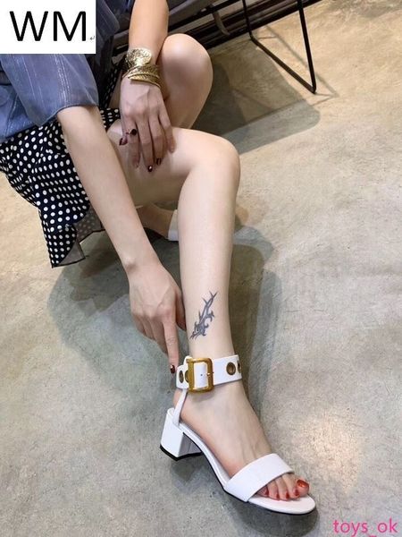 summer new white single shoes sandals casual handmade walking tennis sandals slippers mules slides thongs
summer new white single shoes sandals casual handmade walking tennis sandals slippers mules slides thongs