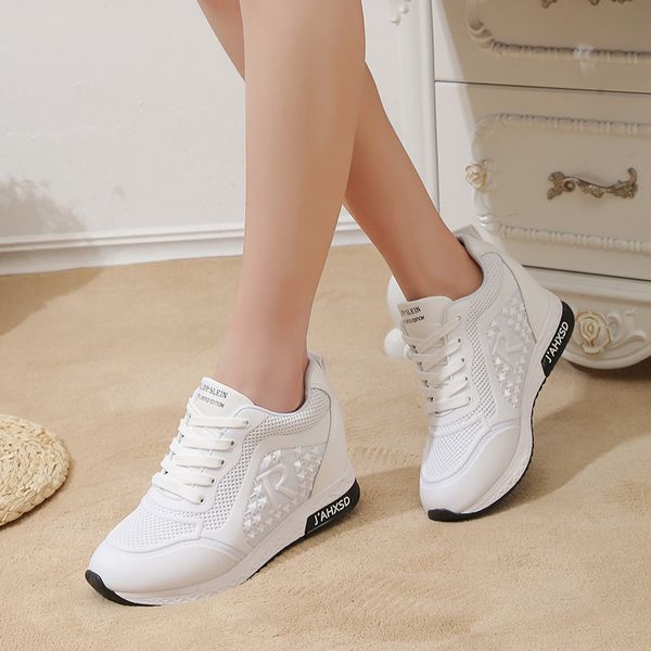 hiding wedge heel high running shoes women ladies breathable training shoes girls sport snow boots women running sneakers
hiding wedge heel high running shoes women ladies breathable training shoes girls sport snow boots women running sneakers