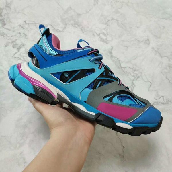 2020 luxury designer triple 3.0 sneakers man casual shoes women platform outdoor sneakers tess s. gomma trek mesh nylon mens track trainers
2020 luxury designer triple 3.0 sneakers man casual shoes women platform outdoor sneakers tess s. gomma trek mesh nylon mens track trainers