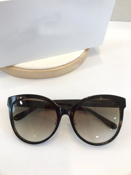 7151 classic for men women popular designer sunglasses fashion summer style women sunglasses uv400 eyewear come with case, White;black
7151 classic for men women popular designer sunglasses fashion summer style women sunglasses uv400 eyewear come with case, White;black