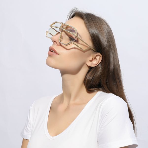 2019 sunglasses women brand rhinestone geometric patterns metal oversized sun glasses men gradient lens cool, White;black
2019 sunglasses women brand rhinestone geometric patterns metal oversized sun glasses men gradient lens cool, White;black