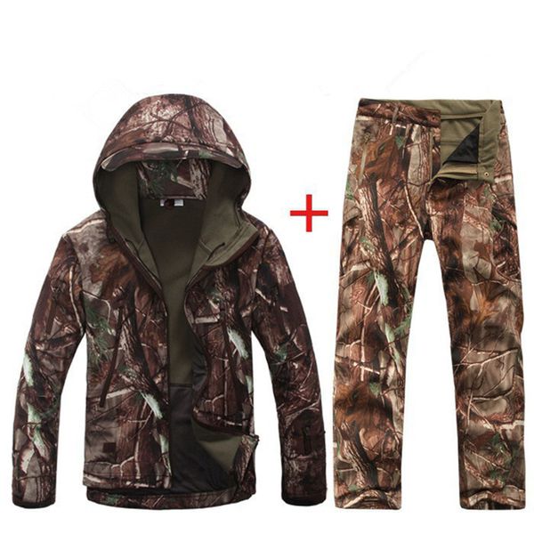 hiking suit camouflage soft shell jacket men's autumn winter wilderness trekking coat outdoor windproof jacket + pants, Blue;black
hiking suit camouflage soft shell jacket men's autumn winter wilderness trekking coat outdoor windproof jacket + pants, Blue;black