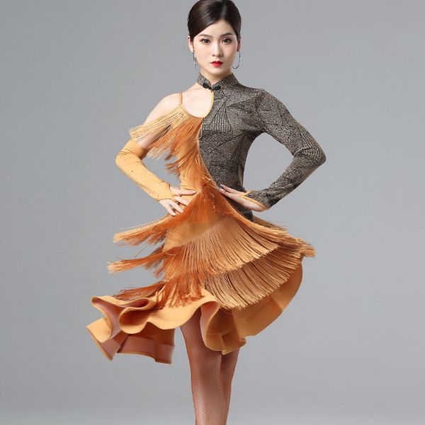 2020 new design latin dance performance dress single sleeve tassel fish bone skirt professional ballroom samba dresses, Black;red
2020 new design latin dance performance dress single sleeve tassel fish bone skirt professional ballroom samba dresses, Black;red