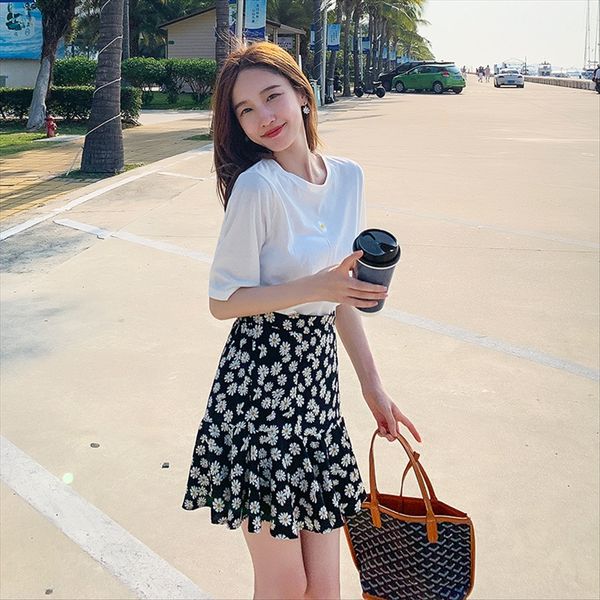 little daisy t-shirt embroidery female embroidery 2020 short sleeve ins super fire t-shirt, White
little daisy t-shirt embroidery female embroidery 2020 short sleeve ins super fire t-shirt, White
