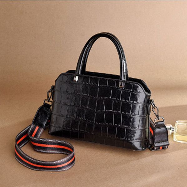 fashion stone pattern women handbags designer wide striped belts shouder bags luxury pu leather crossbody bag large totes purses
fashion stone pattern women handbags designer wide striped belts shouder bags luxury pu leather crossbody bag large totes purses