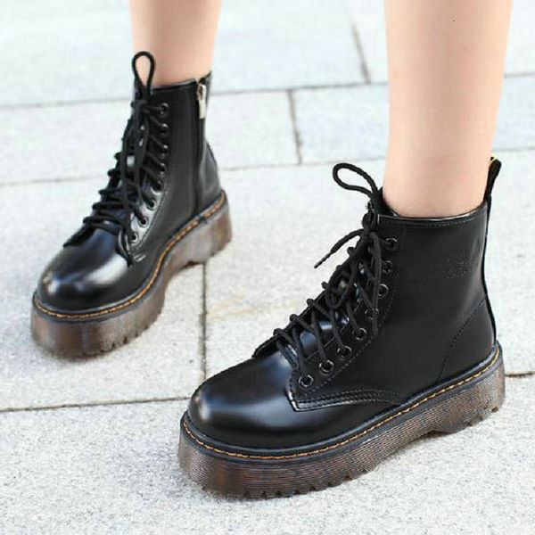 size 35-40 2019 new simple women shoes ladies low heels rain boots ladies cross-tied vintage shoes women with ankle winter boots, Black
size 35-40 2019 new simple women shoes ladies low heels rain boots ladies cross-tied vintage shoes women with ankle winter boots, Black