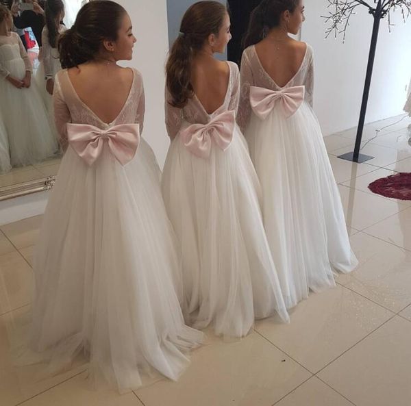 2020 white princess lace tulle flower girls dresses backless long sleeve a line girls pageant gown with bow, White;blue
2020 white princess lace tulle flower girls dresses backless long sleeve a line girls pageant gown with bow, White;blue
