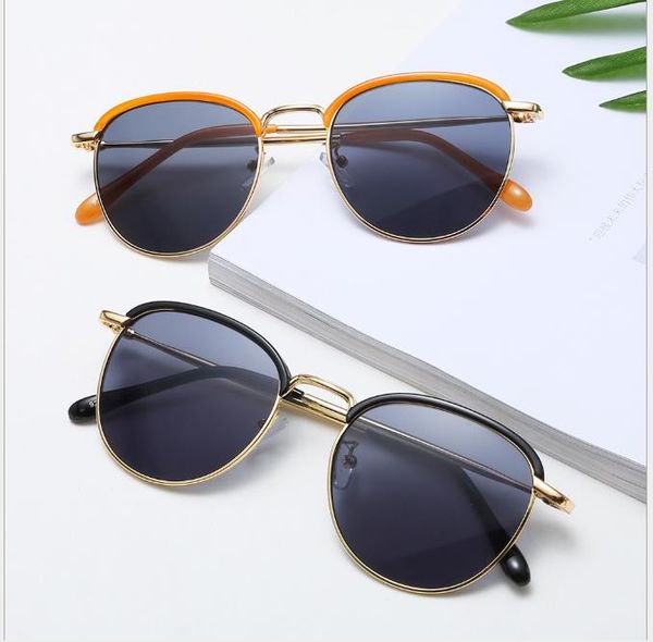 fashionable men and women sunglasses individual sunglasses metal frame myopia frame anti-blue flat mirror, White;black
fashionable men and women sunglasses individual sunglasses metal frame myopia frame anti-blue flat mirror, White;black