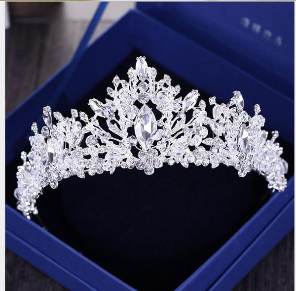 ornaments crown headwear luxury atmospheric superflash princess crown hair ornament wedding garment accessories, Slivery;golden
ornaments crown headwear luxury atmospheric superflash princess crown hair ornament wedding garment accessories, Slivery;golden