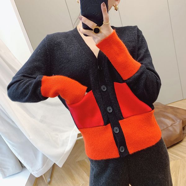 women's knits & tees 2021 spring / summer patchwork long sleeve v-neck knit cardigan pocket contrast color women knitted sweater, White
women's knits & tees 2021 spring / summer patchwork long sleeve v-neck knit cardigan pocket contrast color women knitted sweater, White
