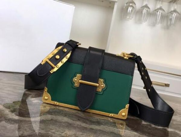 new luxury chain shoulder bags 20cm insert buckle purse square designer handbags genuine leather women clutch messenger bag crossbody totes
new luxury chain shoulder bags 20cm insert buckle purse square designer handbags genuine leather women clutch messenger bag crossbody totes