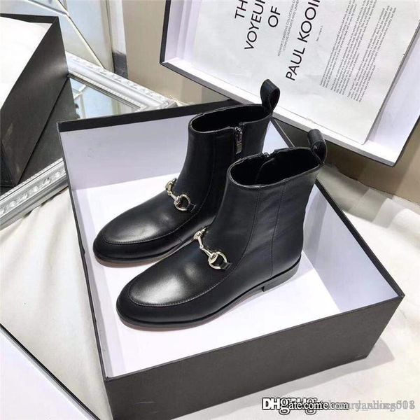 2019 fashion luxury designer women shoes superstar leather boots trendy wild women shoes women winter boots with box, Black
2019 fashion luxury designer women shoes superstar leather boots trendy wild women shoes women winter boots with box, Black