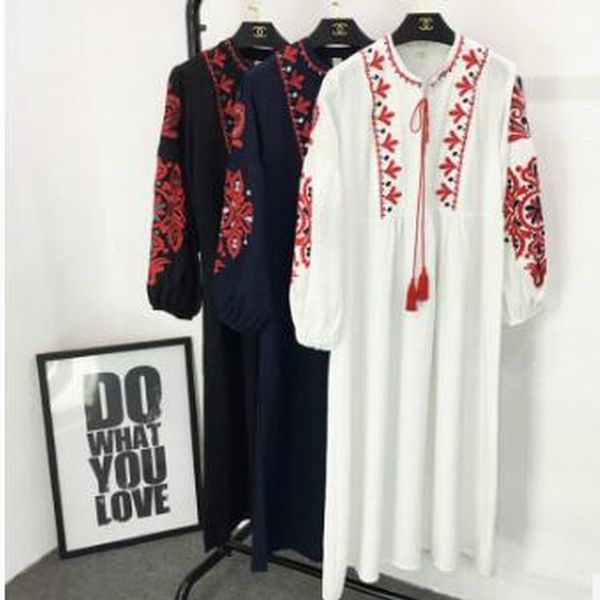 new arrival ethnic tassel natioanl v neck flower embroidery dress 2018 spring woman loose lantern sleeve long dresses femme, Black;gray
new arrival ethnic tassel natioanl v neck flower embroidery dress 2018 spring woman loose lantern sleeve long dresses femme, Black;gray