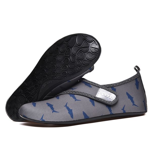 summer men quick dry diving water shoes breathable upstream socks shoes non-slip elastic wear-resistant drain trekking sneakers
summer men quick dry diving water shoes breathable upstream socks shoes non-slip elastic wear-resistant drain trekking sneakers