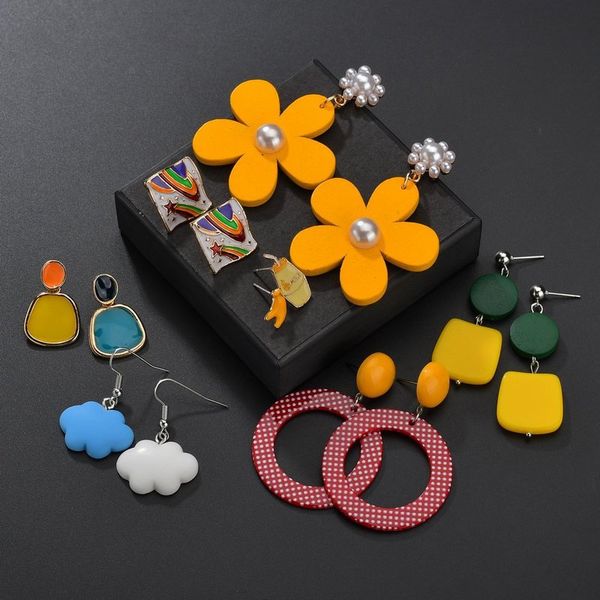 celebrity fashion colours geometric stud earrings personality simple wooden round long earrings manufacturer wholesale, Golden;silver
celebrity fashion colours geometric stud earrings personality simple wooden round long earrings manufacturer wholesale, Golden;silver