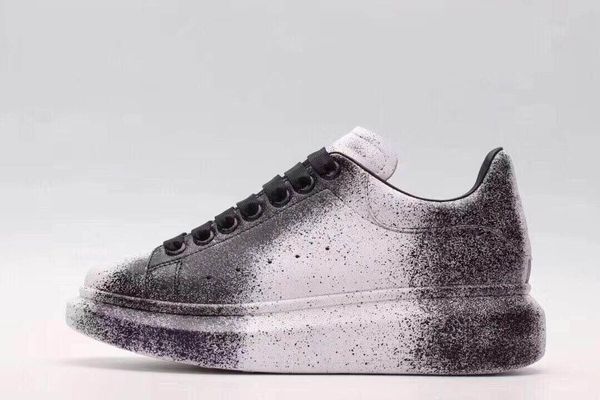 luxury designer men women designer casual ace shoes real leather sneakers red bottom rivet oversized sneakers 35-46 lts, Black
luxury designer men women designer casual ace shoes real leather sneakers red bottom rivet oversized sneakers 35-46 lts, Black