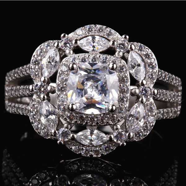 wyjzy square zircon ladies exaggerated ring temperament ladies jewelry party travel classic ring, Slivery;golden
wyjzy square zircon ladies exaggerated ring temperament ladies jewelry party travel classic ring, Slivery;golden
