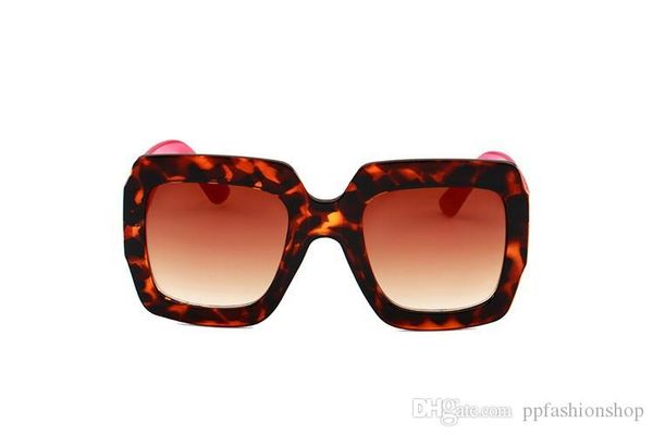 0102 fashion week catwalk sunglasses tri-color contrast square eyewear shine pink star star glasses with box, White;black
0102 fashion week catwalk sunglasses tri-color contrast square eyewear shine pink star star glasses with box, White;black