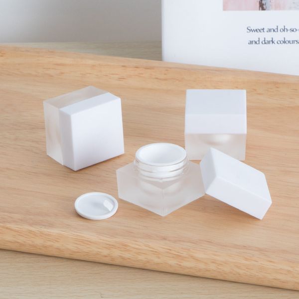 5g cream jar cosmetic container empty eyeshadow makeup face cream lip balm pot beauty refillable bottles f3872
5g cream jar cosmetic container empty eyeshadow makeup face cream lip balm pot beauty refillable bottles f3872