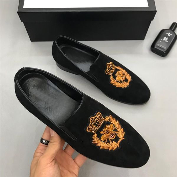 2019 italy brand fashion designers slides oxford shoes loafers mens casual slippers leather embroidery shoes sneakers d02 01, Black
2019 italy brand fashion designers slides oxford shoes loafers mens casual slippers leather embroidery shoes sneakers d02 01, Black