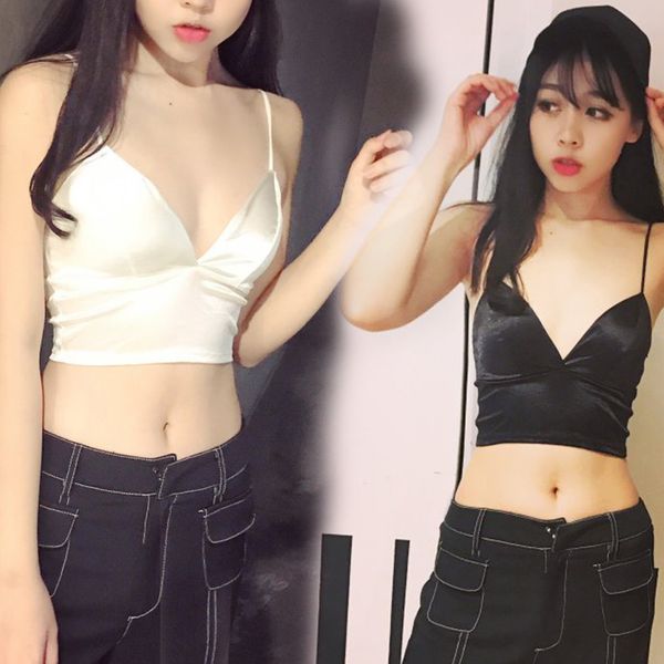 no rims underwear buckle slim-fit camisole womens 2020 spring satin v-neck strapless bra thin section, Black;white
no rims underwear buckle slim-fit camisole womens 2020 spring satin v-neck strapless bra thin section, Black;white