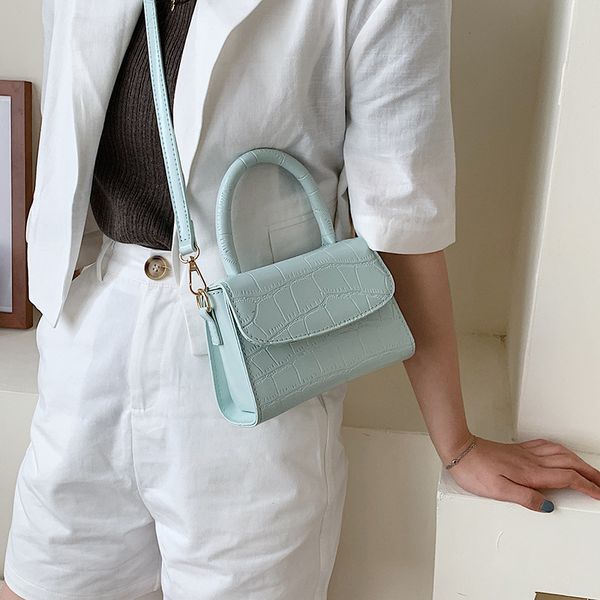 2020 new women's shoulder bag fashion stone grain portable crossbody bag ladies small square
2020 new women's shoulder bag fashion stone grain portable crossbody bag ladies small square