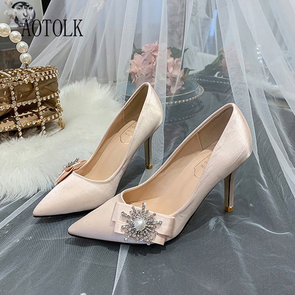luxury woman wedding shoes high heels rhinestone silk woman pumps pointed toe brand party shoes heels plus size new arrival 2020 t200525, Black
luxury woman wedding shoes high heels rhinestone silk woman pumps pointed toe brand party shoes heels plus size new arrival 2020 t200525, Black
