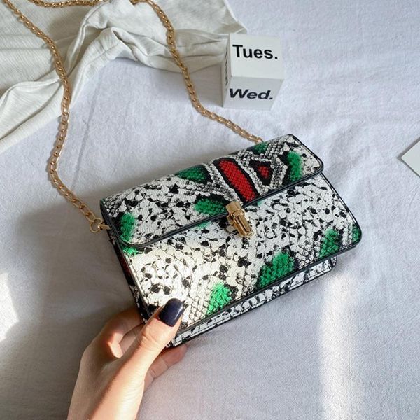 women pu leather mini snake print square bag shoulder chain handbags flap chain messenger bag bolsos mujer sac a main
women pu leather mini snake print square bag shoulder chain handbags flap chain messenger bag bolsos mujer sac a main