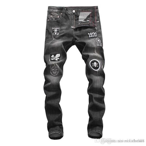 2020 mens designer jeans wild fashion high-quality mens holes stitching luxury men designer jeans embroidered hip hop jeans pour hommes, Blue
2020 mens designer jeans wild fashion high-quality mens holes stitching luxury men designer jeans embroidered hip hop jeans pour hommes, Blue