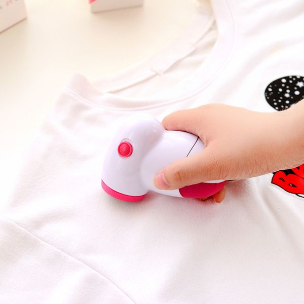 electric clothing lint pills removers portable clothes fluff pellets cut machine fabric sweater fuzz pills shaver three color
electric clothing lint pills removers portable clothes fluff pellets cut machine fabric sweater fuzz pills shaver three color