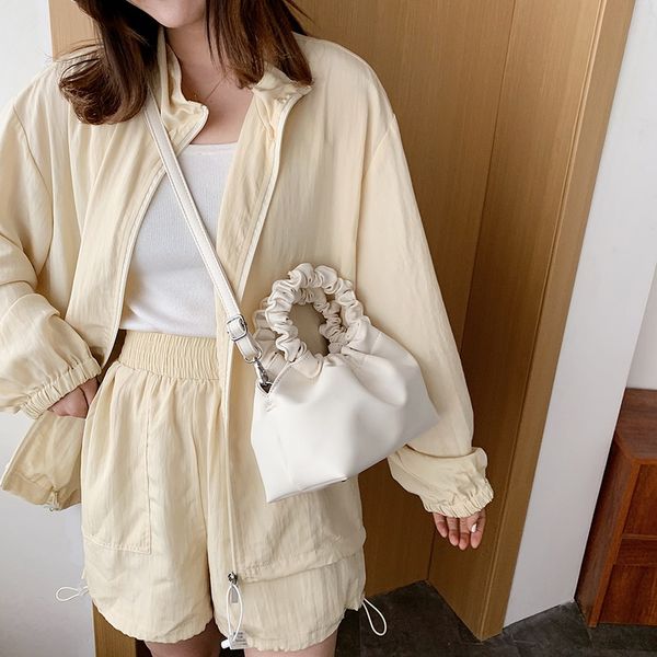 pu leather cloud tote bags for women 2020 fashion solid color shoulder messenger bag female handbags purses travel totes
pu leather cloud tote bags for women 2020 fashion solid color shoulder messenger bag female handbags purses travel totes