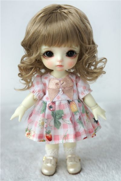 jd260 1/8 1/6 довольно синтетический мохер bjd парики размер 5-6 дюймов 6-7 дюймов кукла волос леди небольшая волна bjd волос t200428
jd260 1/8 1/6 довольно синтетический мохер bjd парики размер 5-6 дюймов 6-7 дюймов кукла волос леди небольшая волна bjd волос t200428
