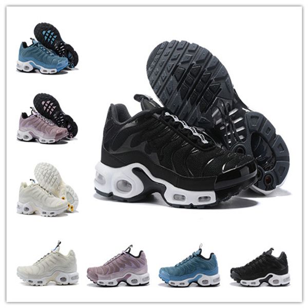 Best quality 4 colors running sneakers 2018 running shoes for men super deal damping sports shoes man adults EUR40-46
Best quality 4 colors running sneakers 2018 running shoes for men super deal damping sports shoes man adults EUR40-46
