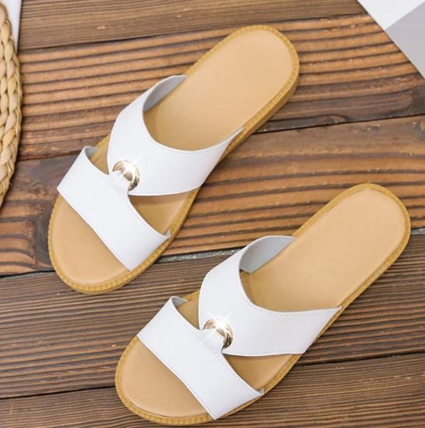 breathable fashion genuine leather slippers beach shoes women flat heels flip flops, Black
breathable fashion genuine leather slippers beach shoes women flat heels flip flops, Black