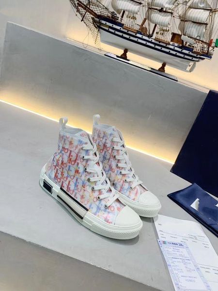 20ss high low quality limited luxury men women retro triple basket oblique trainers basketball shoes sneakers running shoes ykm02, Black
20ss high low quality limited luxury men women retro triple basket oblique trainers basketball shoes sneakers running shoes ykm02, Black