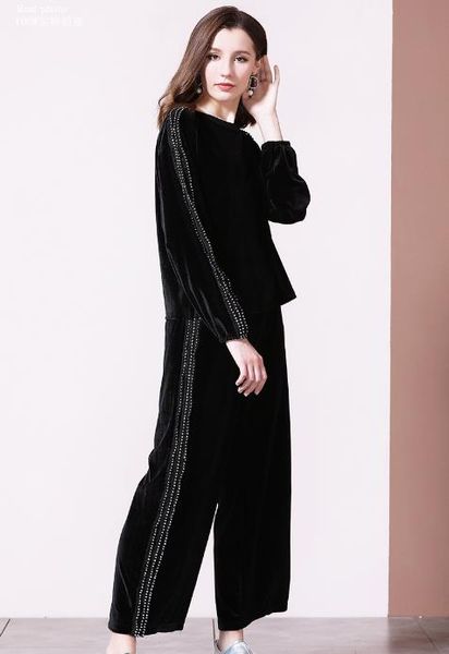 2020 suit fashion leisure simple lazy wind bright diamond gold velvet sweater + loose wide-legged pants, White
2020 suit fashion leisure simple lazy wind bright diamond gold velvet sweater + loose wide-legged pants, White