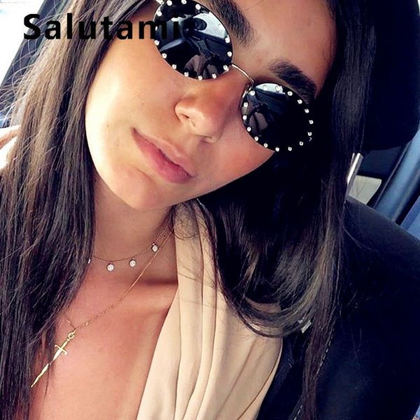 alloy rimless oval frame crystal sunglasses for women black small rhinestone sun glasses female chic eyewear ins how shades, White;black
alloy rimless oval frame crystal sunglasses for women black small rhinestone sun glasses female chic eyewear ins how shades, White;black