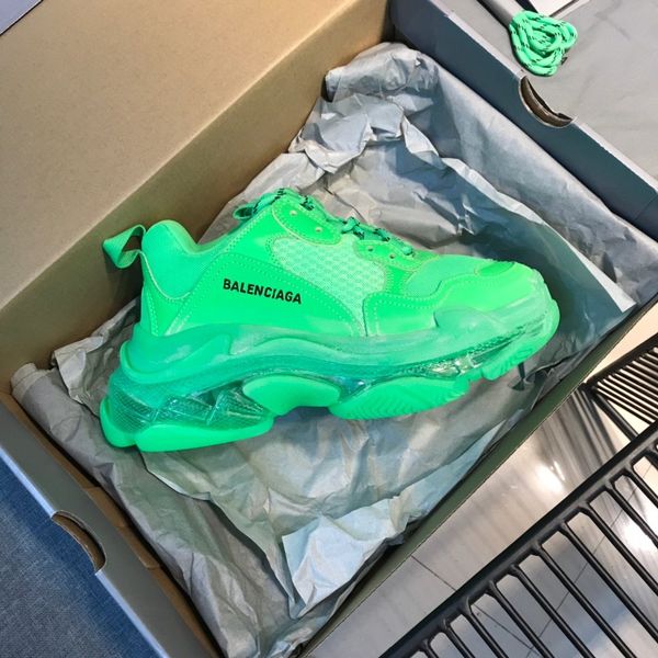 2020 latest four seasons fashion luxury casual sports running shoes basketball men's shoes breathable mesh spot shoes fast delivery7#, Black
2020 latest four seasons fashion luxury casual sports running shoes basketball men's shoes breathable mesh spot shoes fast delivery7#, Black