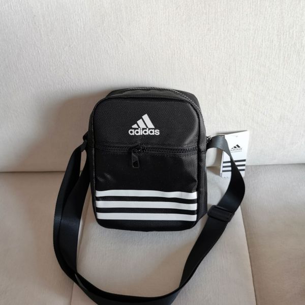 sport luxury shoulder bag womens brand cross body mens handbag all-matching black outdoor message bags zx b105146z
sport luxury shoulder bag womens brand cross body mens handbag all-matching black outdoor message bags zx b105146z