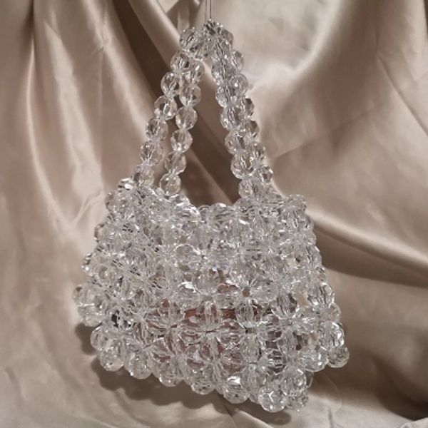 handmade pearl lady luxury handbags small flap evening bag fashion vintage female handle purse chic crystal bag brand
handmade pearl lady luxury handbags small flap evening bag fashion vintage female handle purse chic crystal bag brand