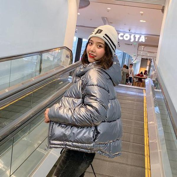2019 new winter bright silvery short parka women slim long sleeved hat hooded zipper street coats lady outerwear mujer jackets, Tan;black
2019 new winter bright silvery short parka women slim long sleeved hat hooded zipper street coats lady outerwear mujer jackets, Tan;black