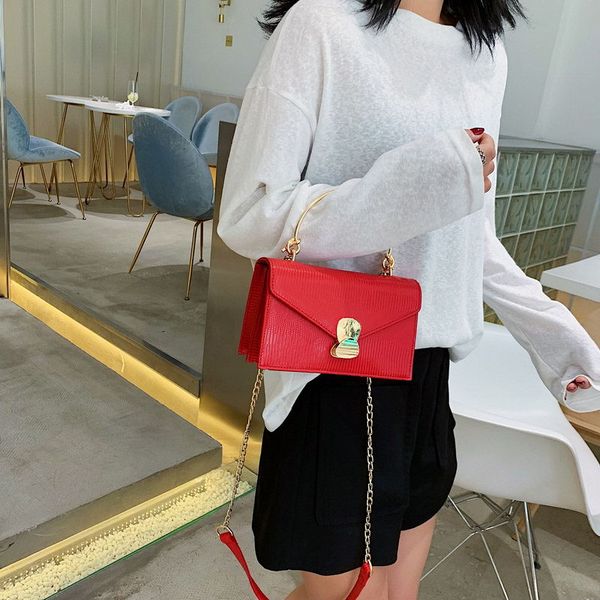 double leaf lock buckle female 2019 summer small fresh women's bag (size) portable slung shoulder bag tide
double leaf lock buckle female 2019 summer small fresh women's bag (size) portable slung shoulder bag tide
