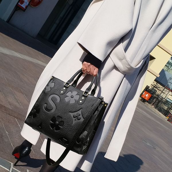 2020 ladies bag new fashion spring and summer wild large-capacity messenger shoulder bags luxury fashion portable women handbags
2020 ladies bag new fashion spring and summer wild large-capacity messenger shoulder bags luxury fashion portable women handbags